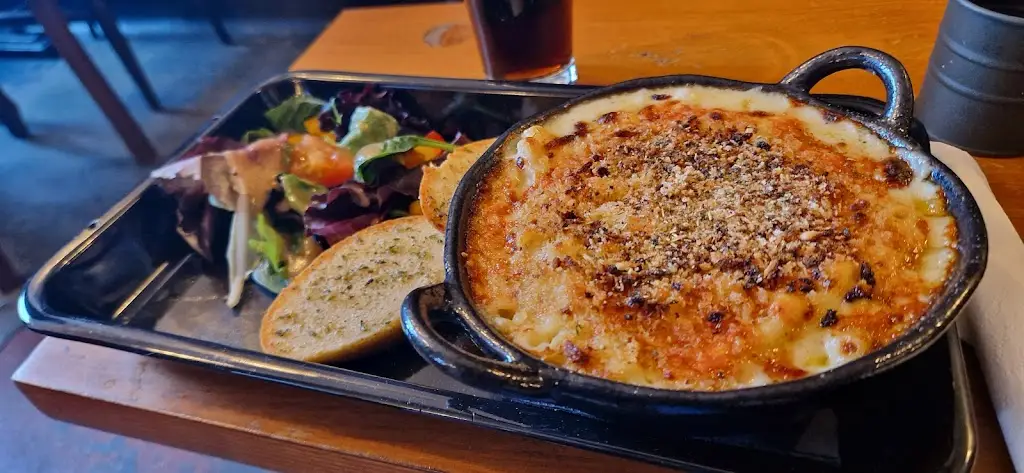 Neil MacLeod_The New Lewis Bar_Isle of Lewis_review