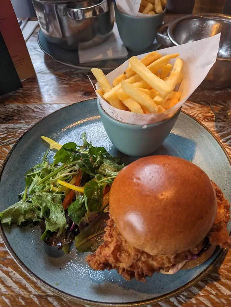 Amanda Martin_The Corner House_Kilwinning_review