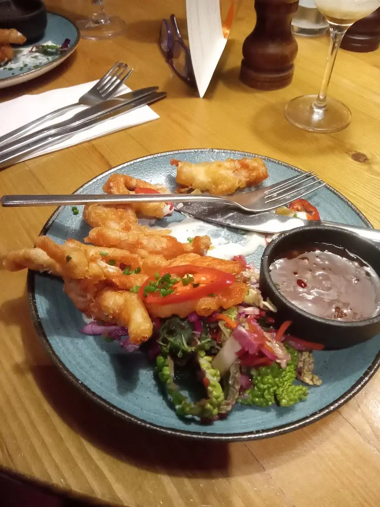 John Harris_The Corner House_Kilwinning_review