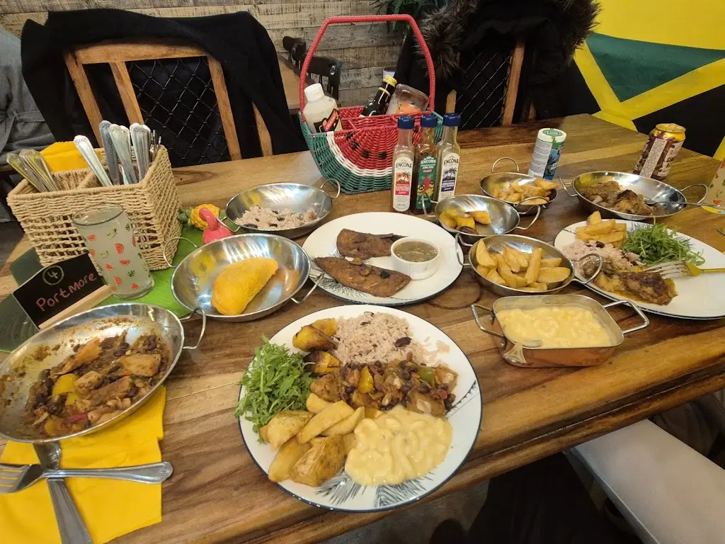 Scott Macdonald_Reggaelicious Kitchen_Kilmaurs_review