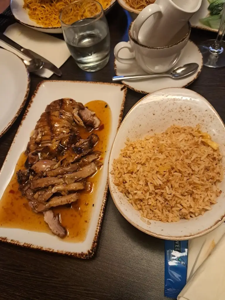 Sarah Packman_La Dragon_Kilmarnock_review