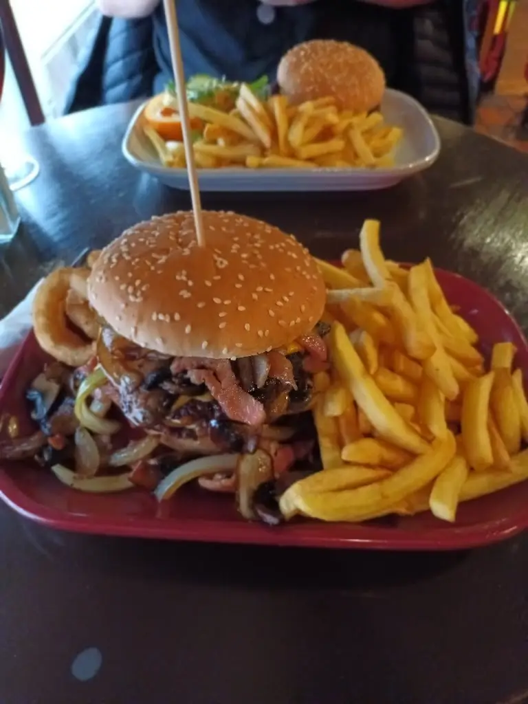 Ama Alza_Oceans 11_Kilmarnock_recensione