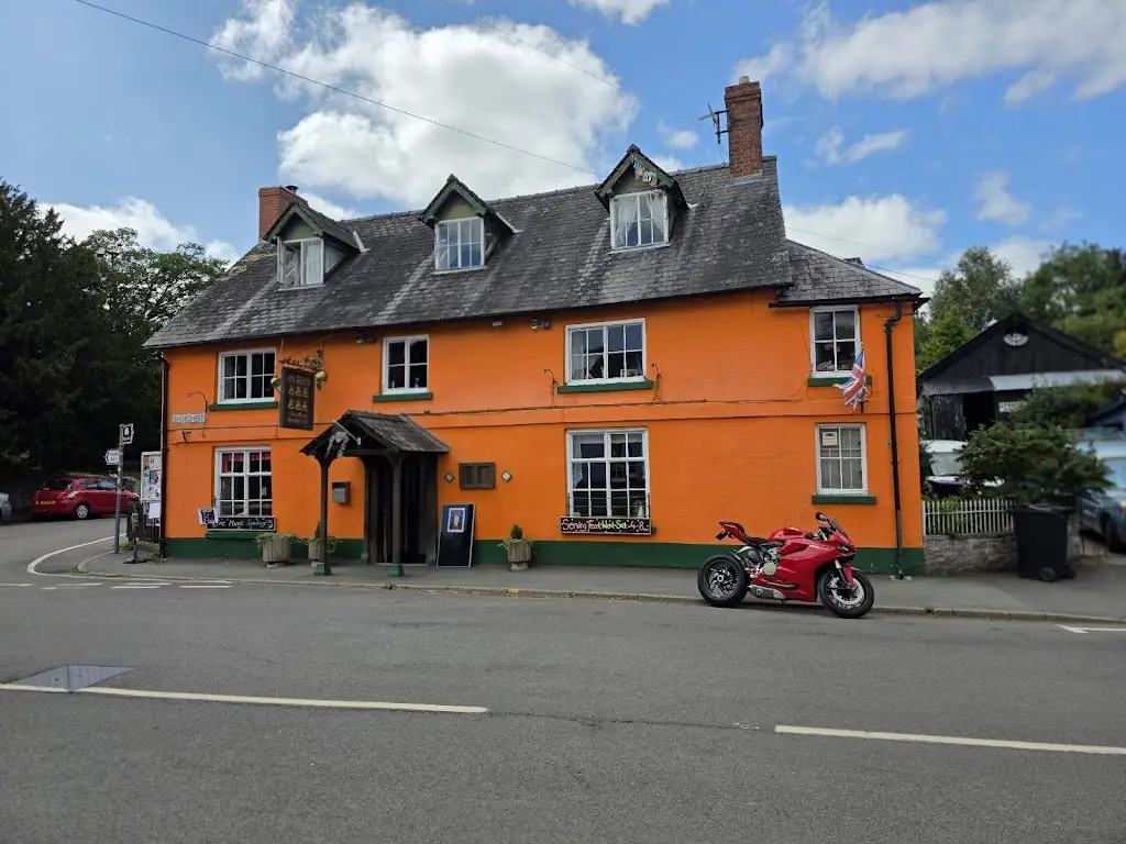 Six Bells_Bishop's Castle_slider_image_2