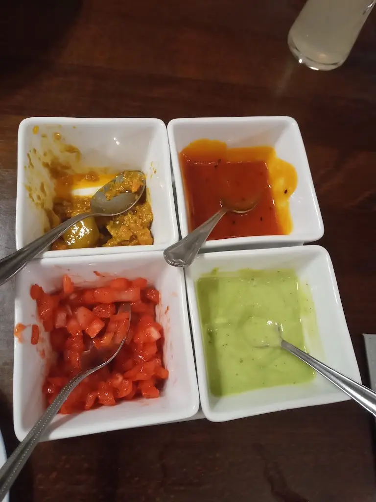 Suzanne Sutherland_Royal Tandoori_Kingussie_recensione