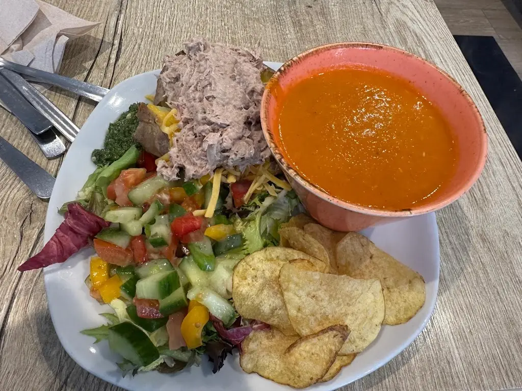 Diane Hyslop_Sugarbowl Cafe and Gifts Shop_Kingussie_review