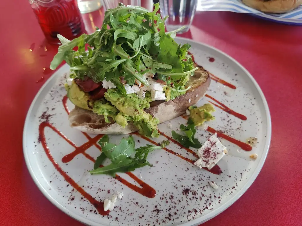 Kim Stonehouse_No 98_Kinross_review