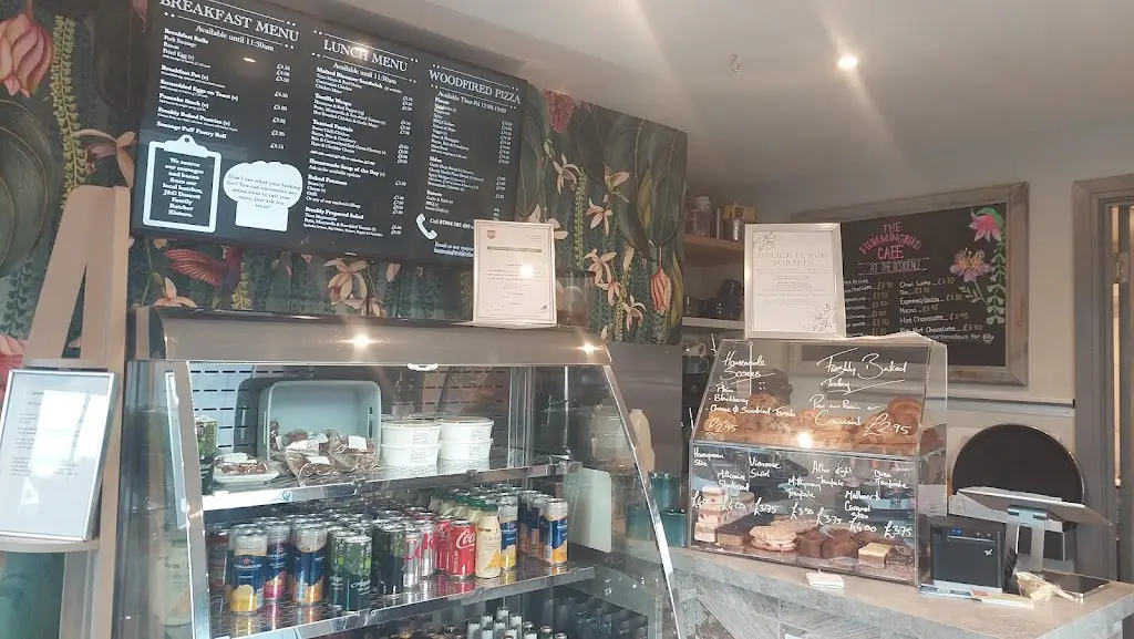 Tork Mackenzie_The Hummingbird Cafe_Kintore_recensione