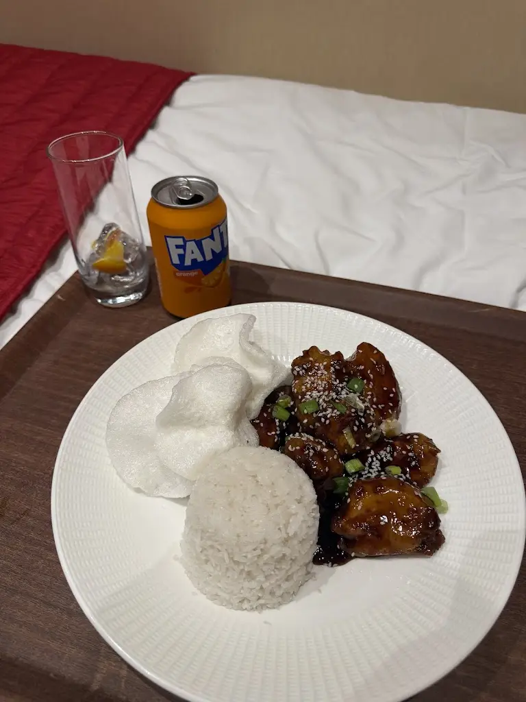 Anna Melville_Laichmoray Hotel_Kinloss_review