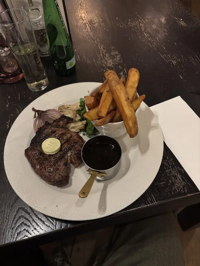 David Dwyer_Plough & Harrow Aldridge_Aldridge_review