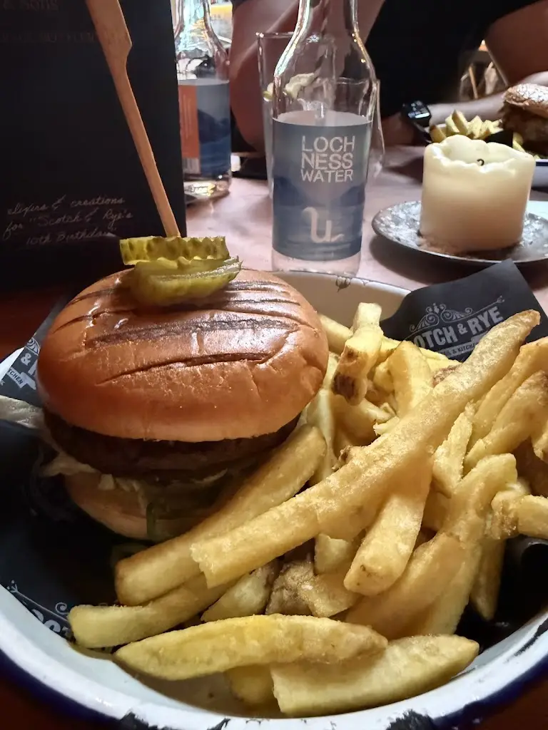 Annamária Šeffer_Scotch & Rye_Inverness_review