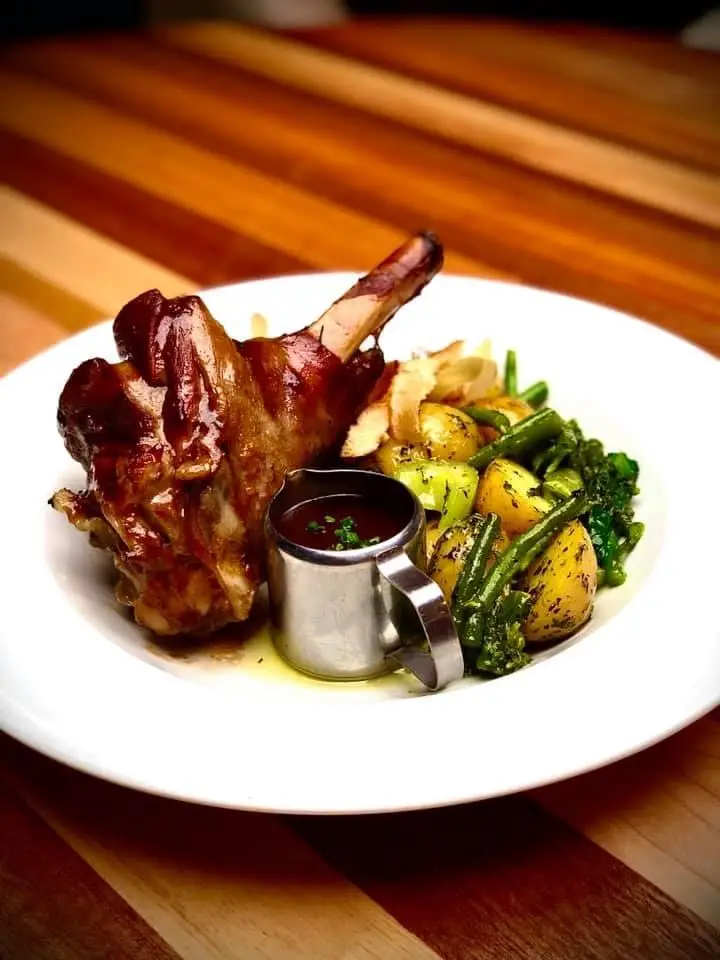 Encore_Inverness_slider_image_3