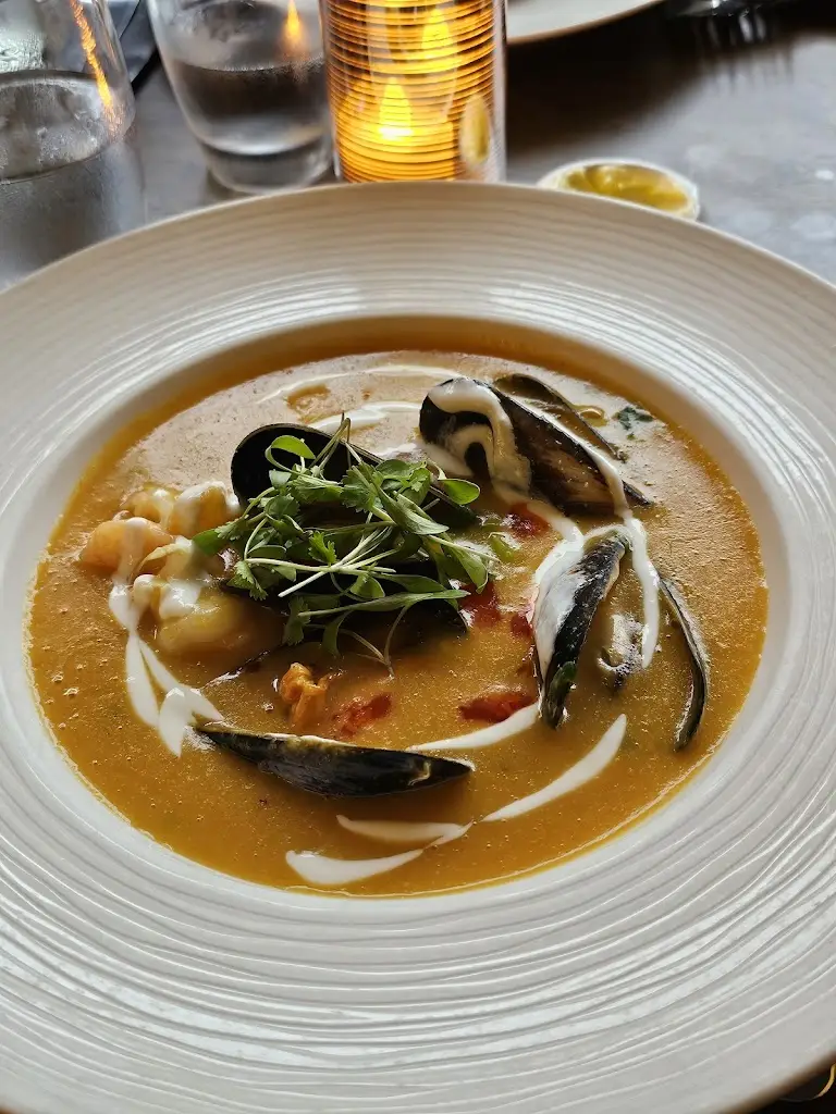 Rocpool_Inverness_slider_image_3