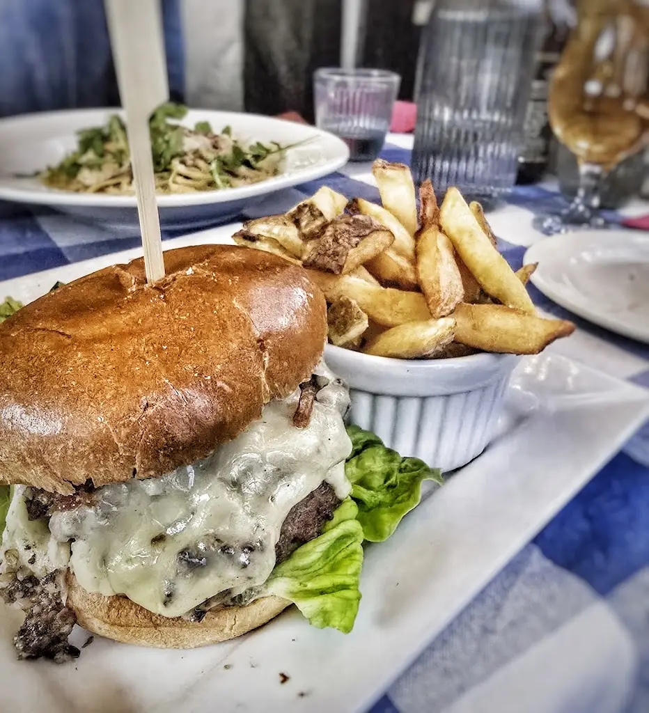 Vivienne Gan_Fig & Thistle_Inverness_review