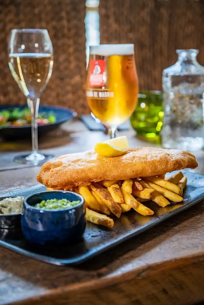 The White House_Inverness_slider_image_2