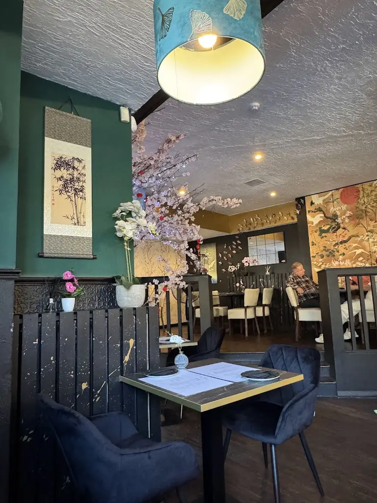 Hou Hou Mei_Inverness_slider_image_1