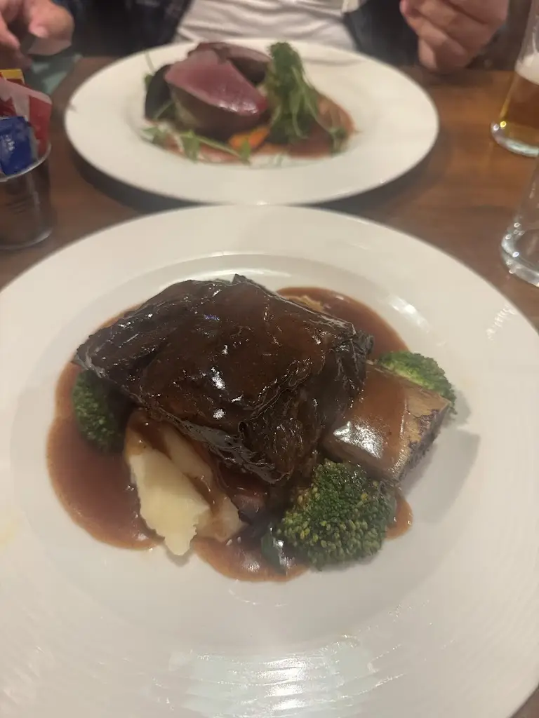 Clarissa Morais_Johnny Foxes_Inverness_review