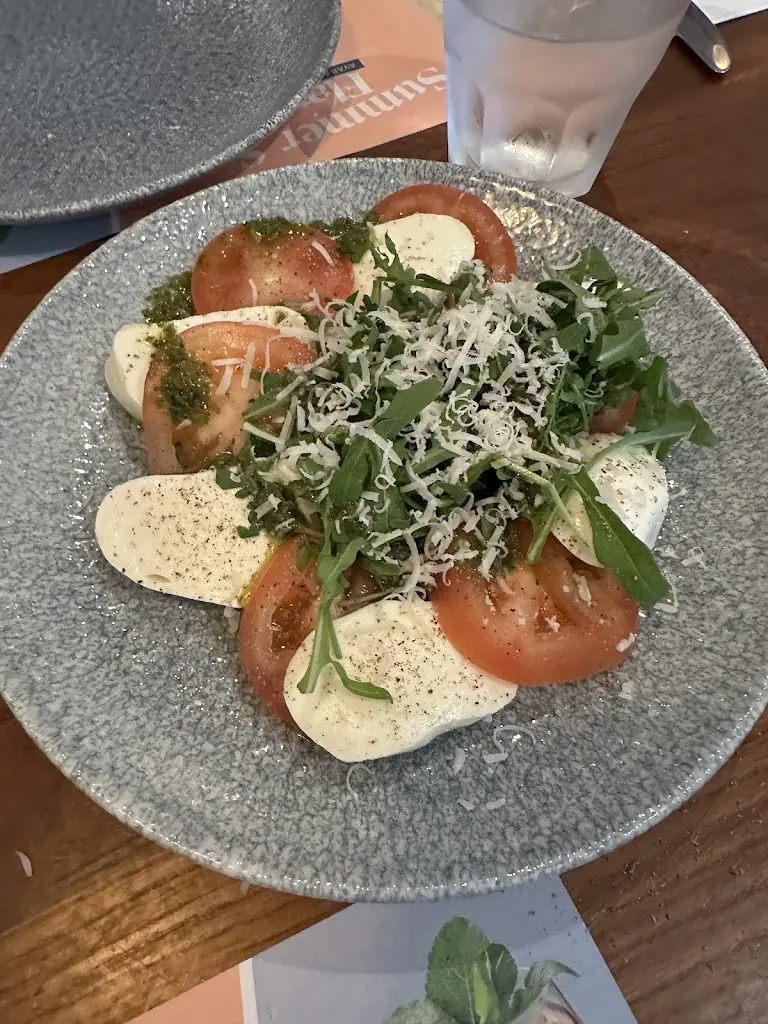 Monet Shepherd Otero_Bella Italia - Inverness_Inverness_review