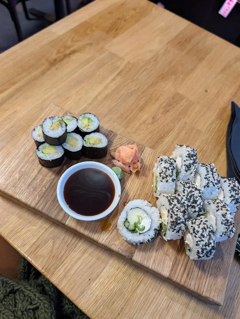 Lara Niamh Lightfoot_Sushiness_Inverness_review