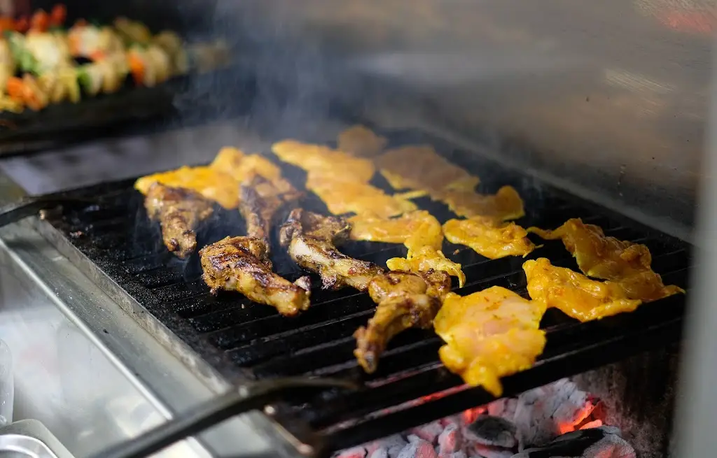 La Le Turkish Mediterranean restaurant_Inverness_slider_image_3