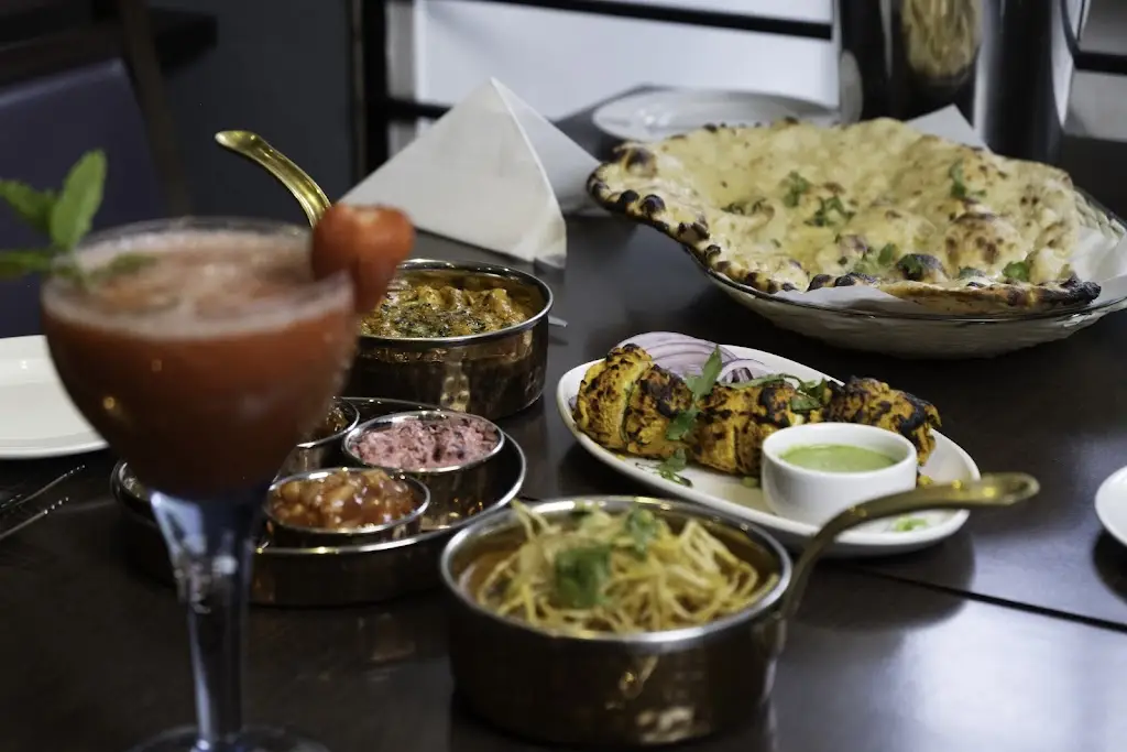 Khushis Indian Restaurant_Kirknewton_slider_image_3