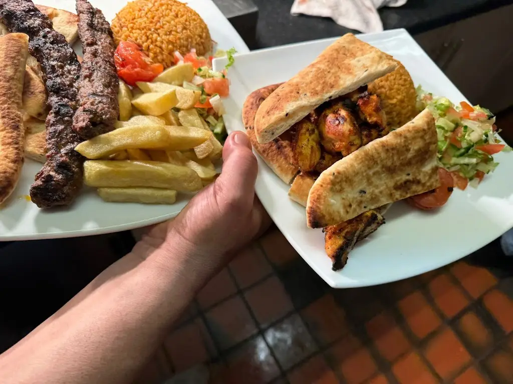 Menu_Woodville Inn Bar & Restaurant_Kirriemuir_image_9