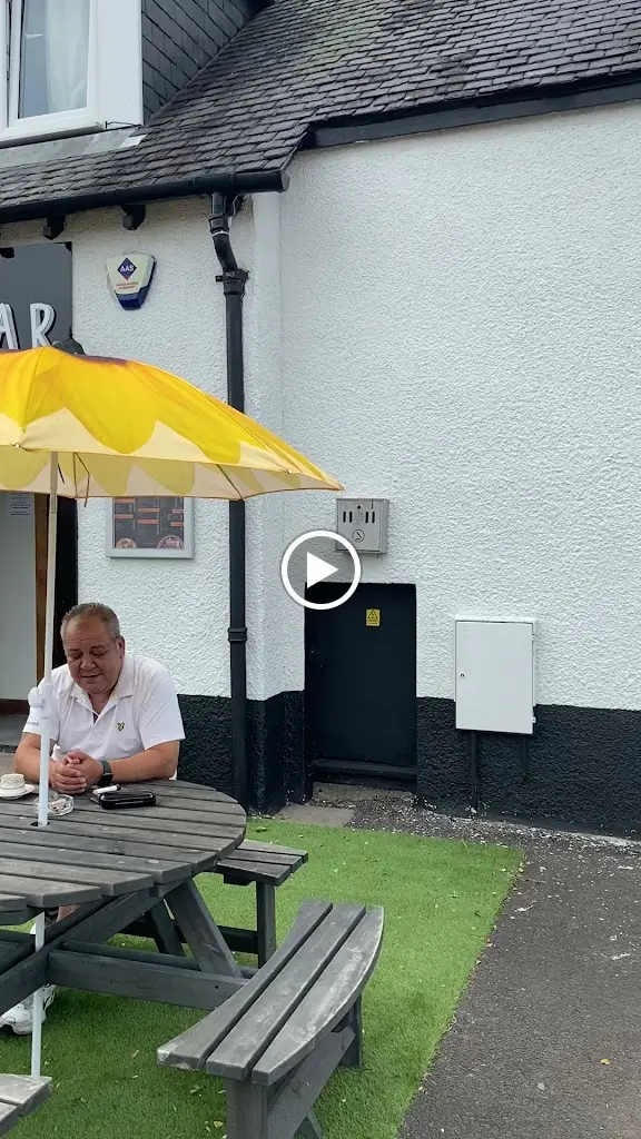 Woodville Inn Bar & Restaurant_Kirriemuir_slider_image_2