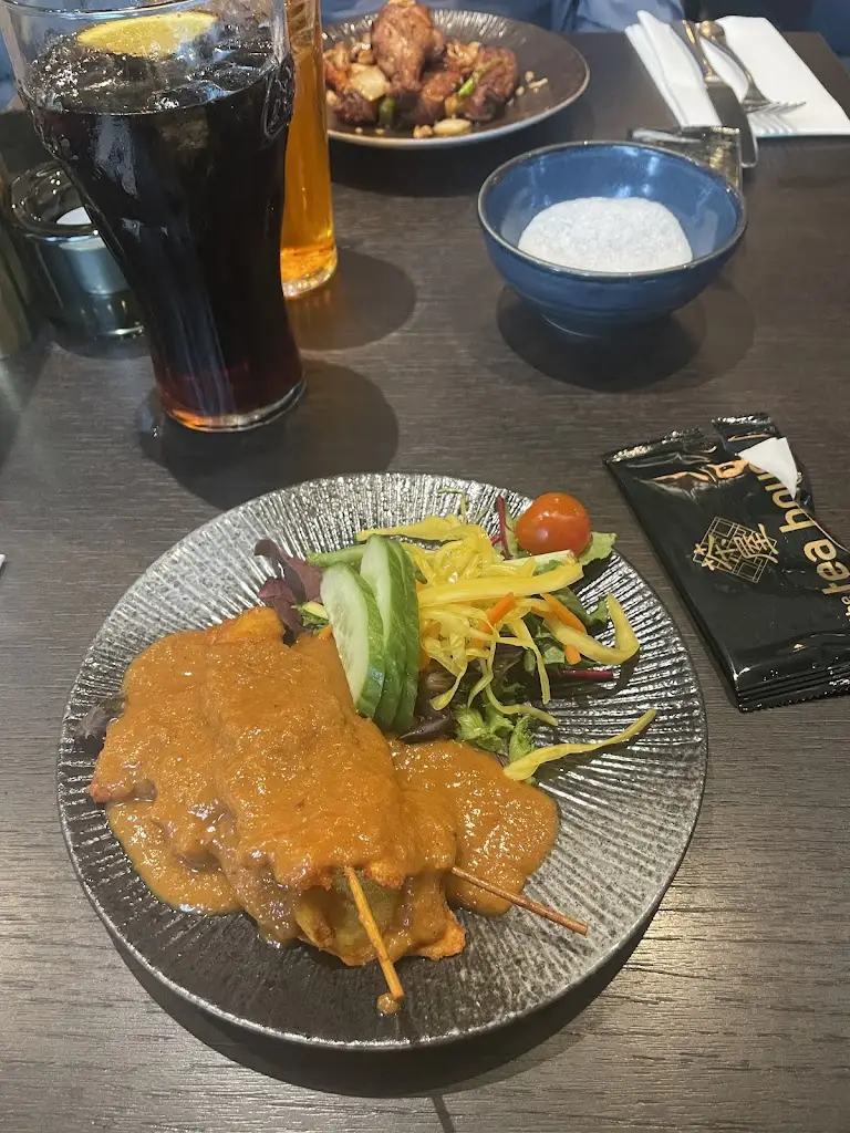 Lisa Mcquade_The Tea House_Larbert_recensione