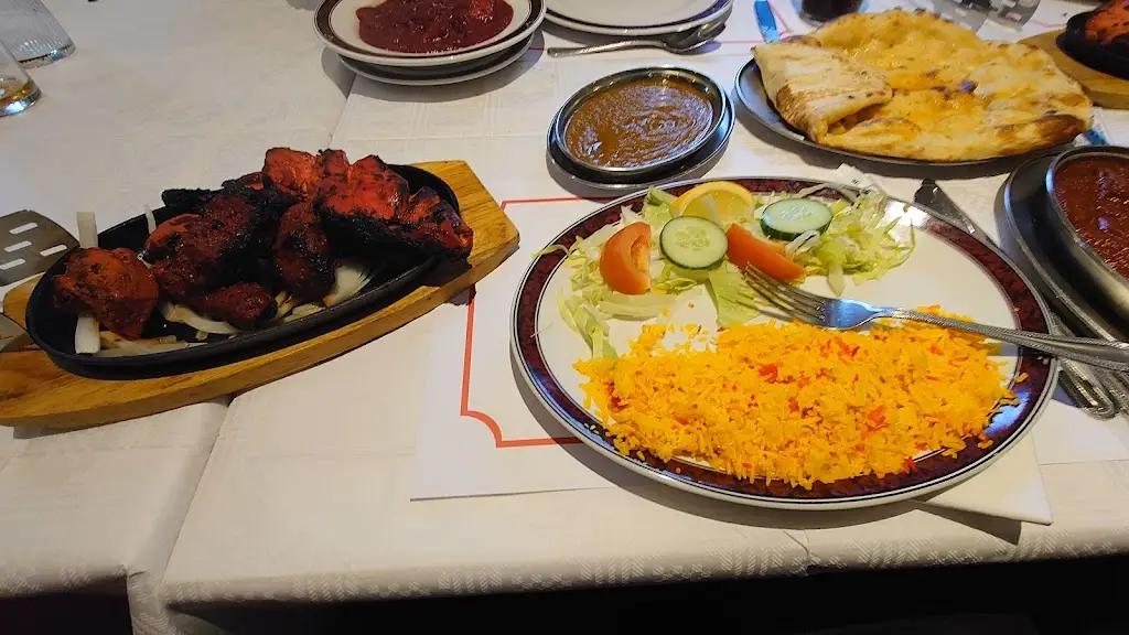 Menu_Gulnar Tandoori_Larbert_image_5