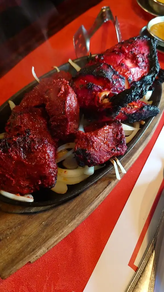 Gulnar Tandoori_Larbert_slider_image_2