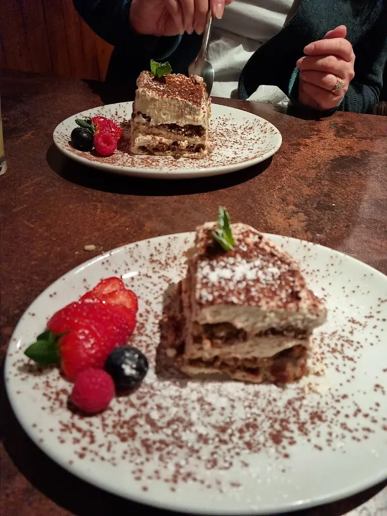 Adrian Gaylard_Prego_Lanark_avis