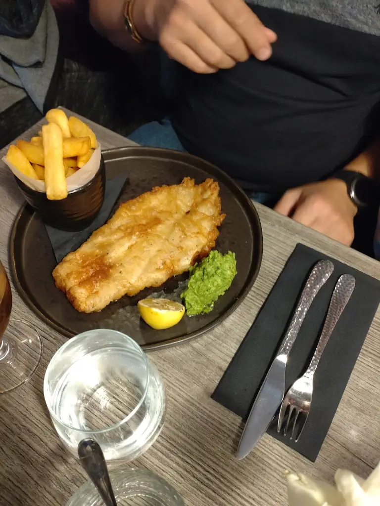 Gavin Jones_The Woodpecker Lanark_Lanark_recensione