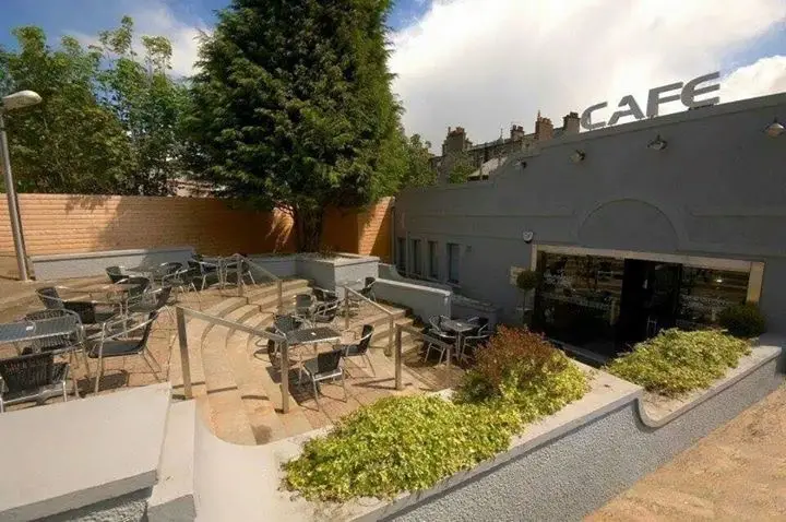 Cafe Continental_Kirkcaldy_slider_image_3