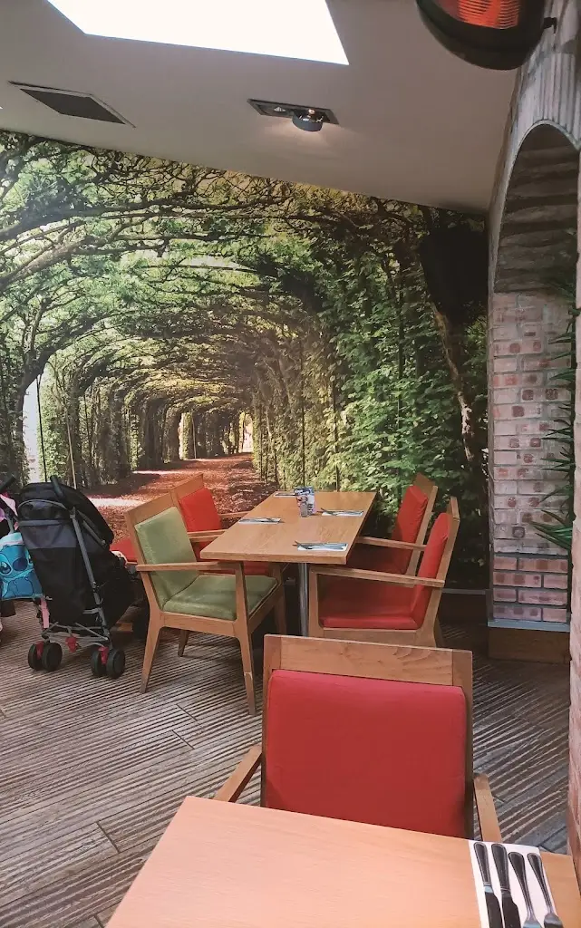 Su Mei Goh_Room_Largs_review