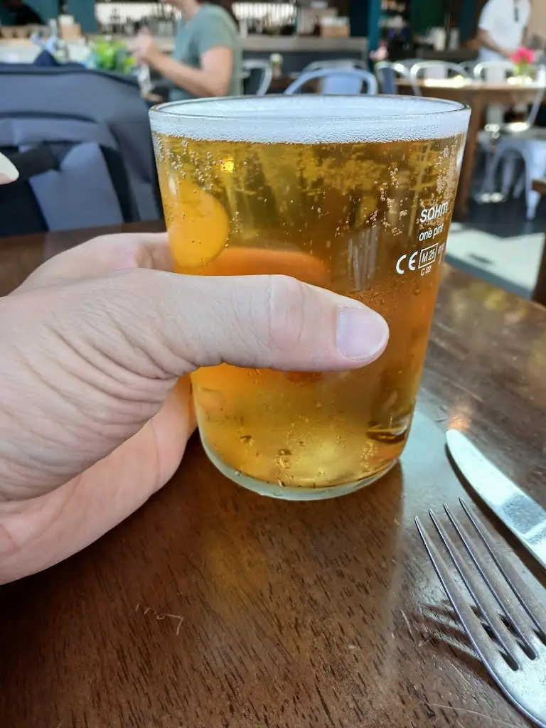 Kor_Byward Kitchen and Bar_Law_review