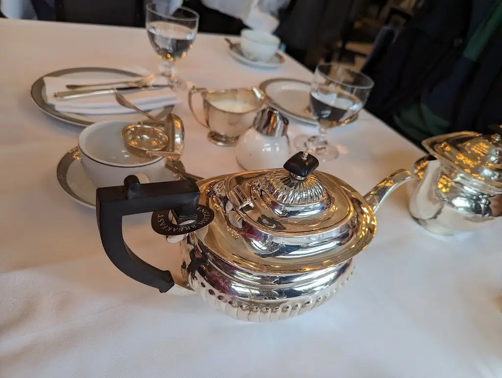 Menu_The Wolseley_Law_image_5