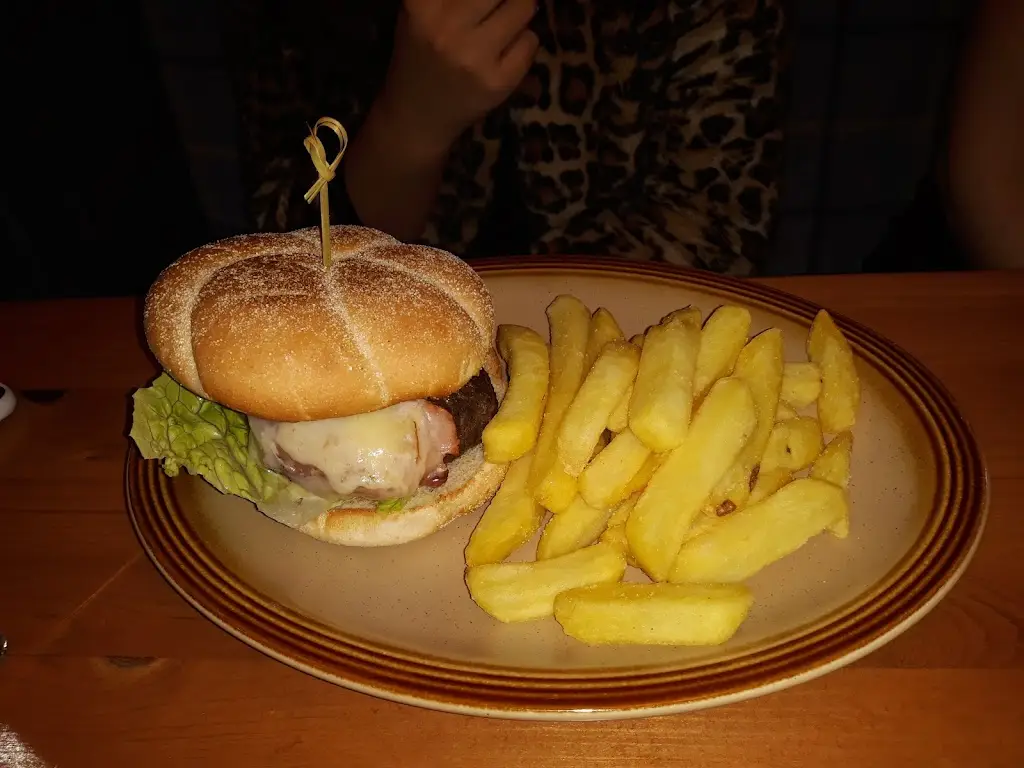 Menu_Sonas Café Bistro_Lennoxtown_image_5