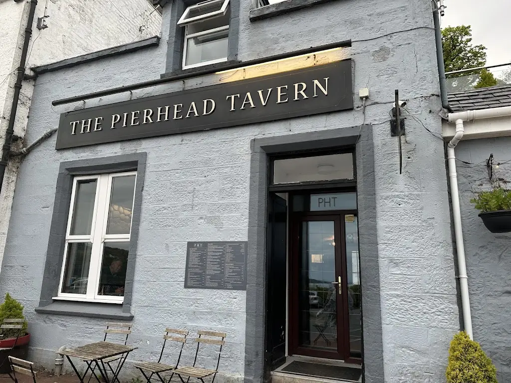 Pierhead Tavern restaurant in Lamlash