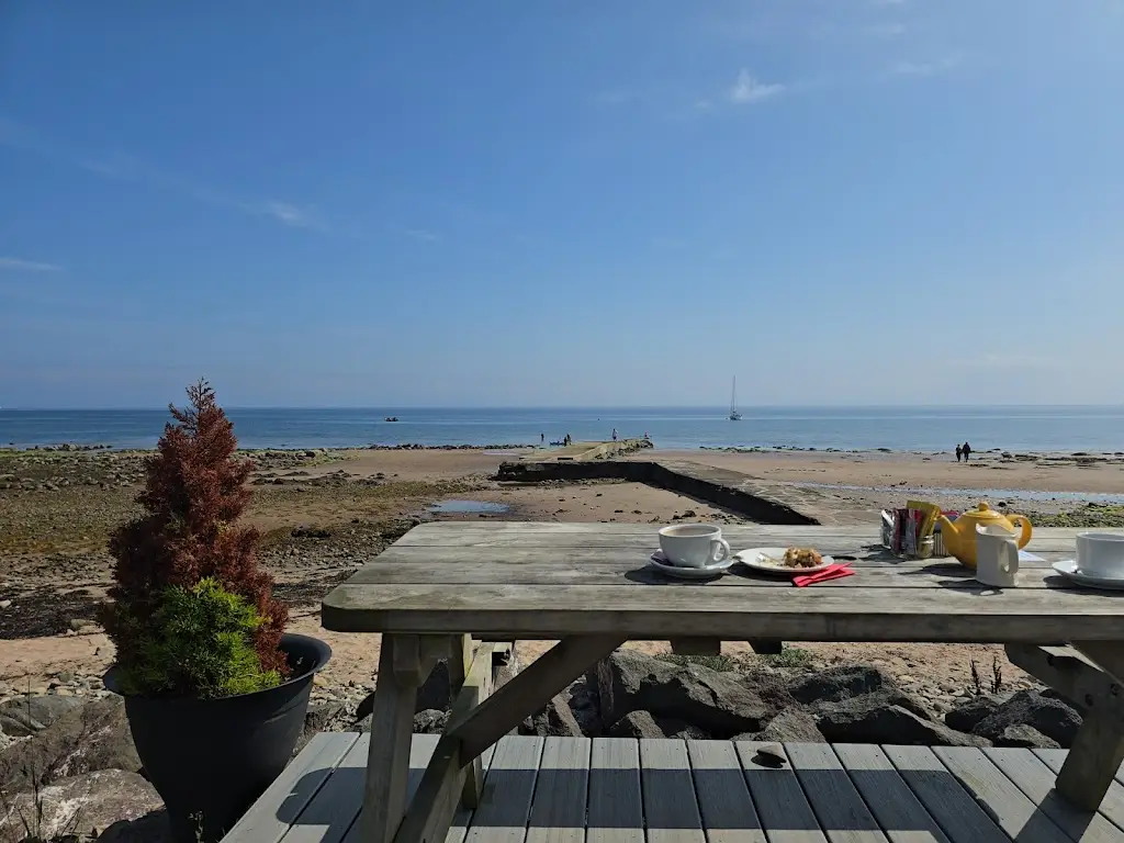 Gawayne_The Shore_Lamlash_review