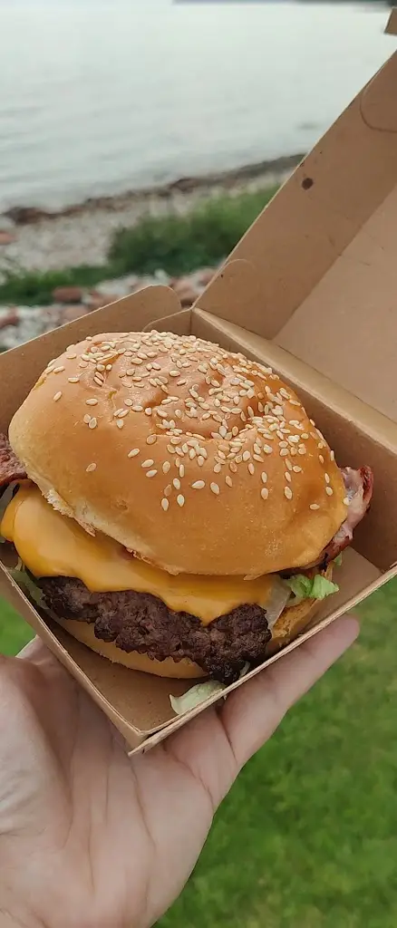 The Shack and Grill_Lamlash_slider_image_2