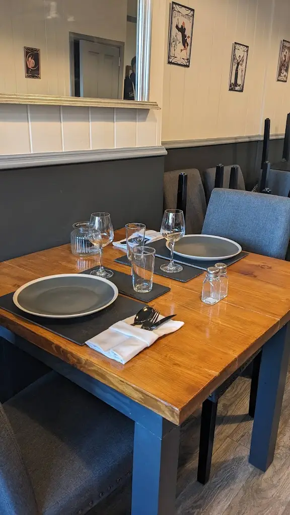 Le Bouchon_Laurencekirk_slider_image_3