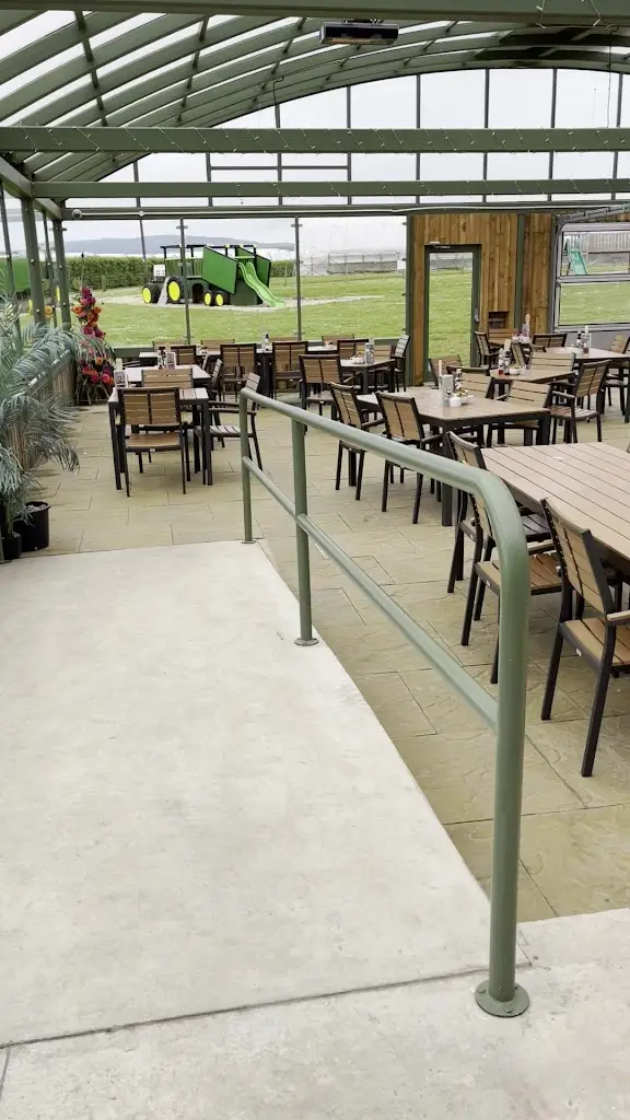 Castleton Farm Shop - _Laurencekirk_slider_image_2