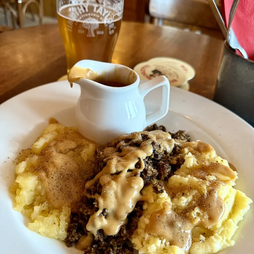 Leonard Gilbert_The Bruce Arms_Limekilns_recensione