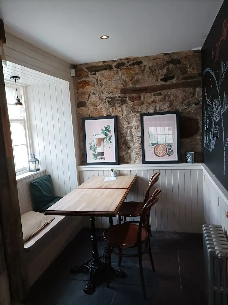 Elisabetta Griggio_Sundial Cafe_Limekilns_review