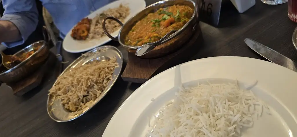 SHINWARI RESTAURANT_Livingston_slider_image_3