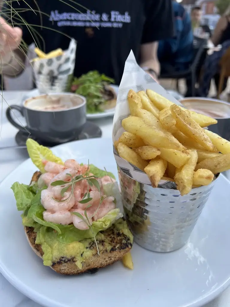 Hannah Joy_Number Sixteen_Bingham_review