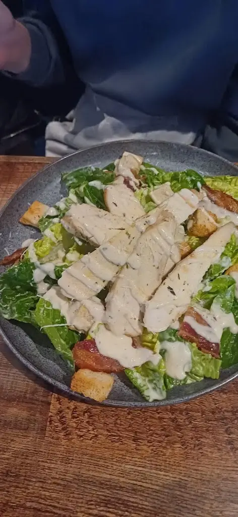 karola kruszynska_House of Olives Falkirk_Laurieston_review