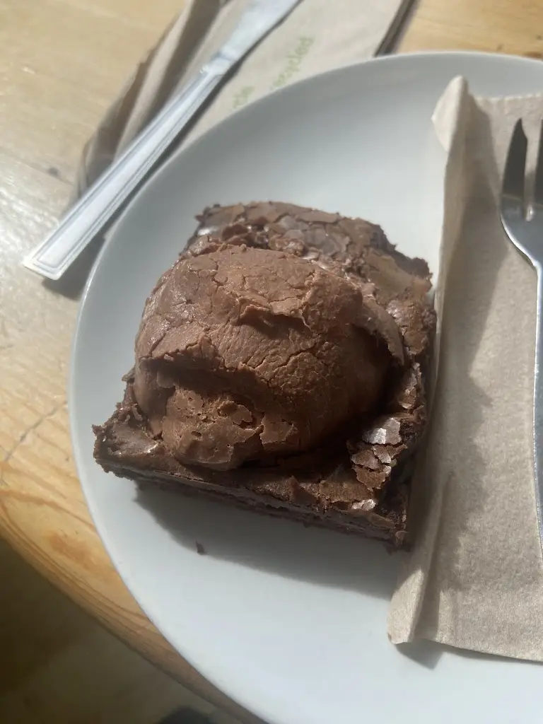 Emma MacIsaac_Salty Dog Cafe_Lochgilphead_recensione