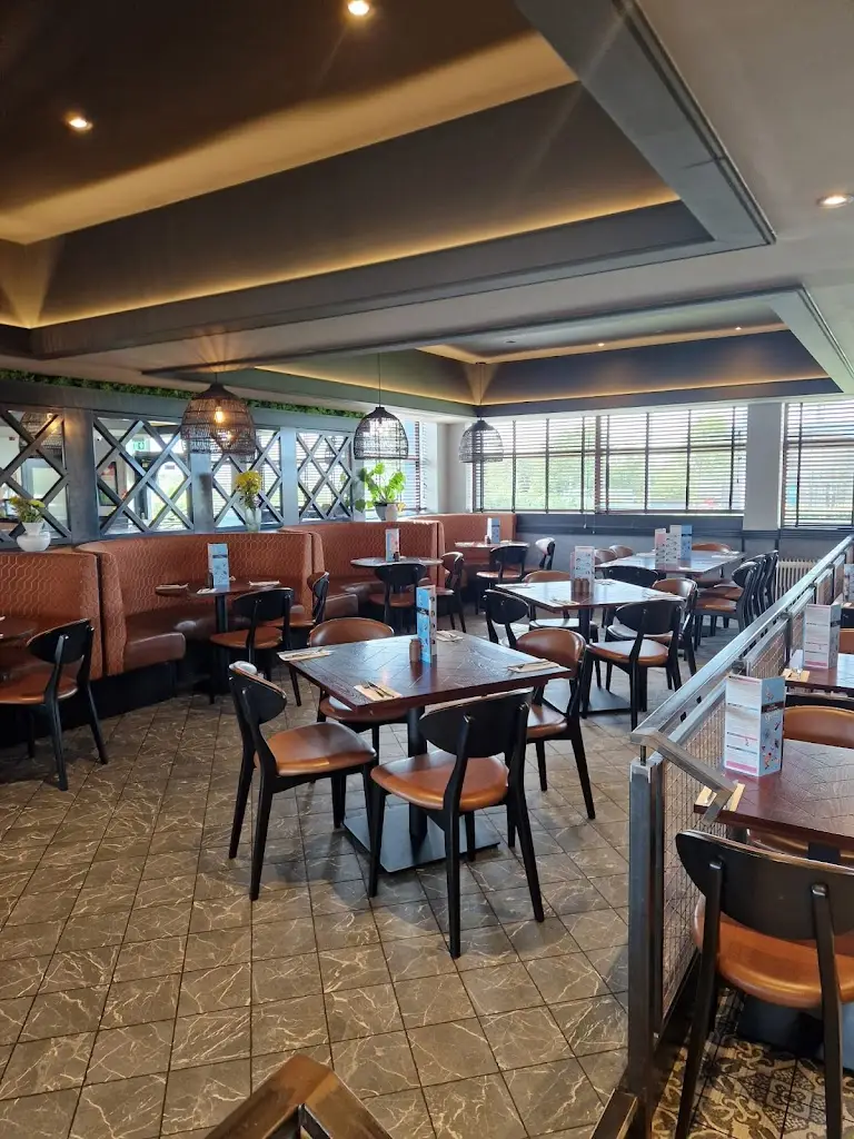 Tony Macaroni - Straiton restaurant in Loanhead