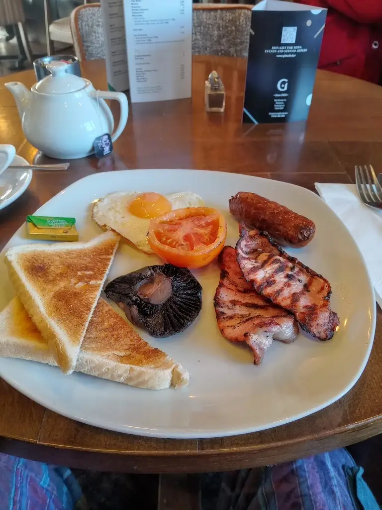 Menu_Gilt - Bingham_Bingham_image_6