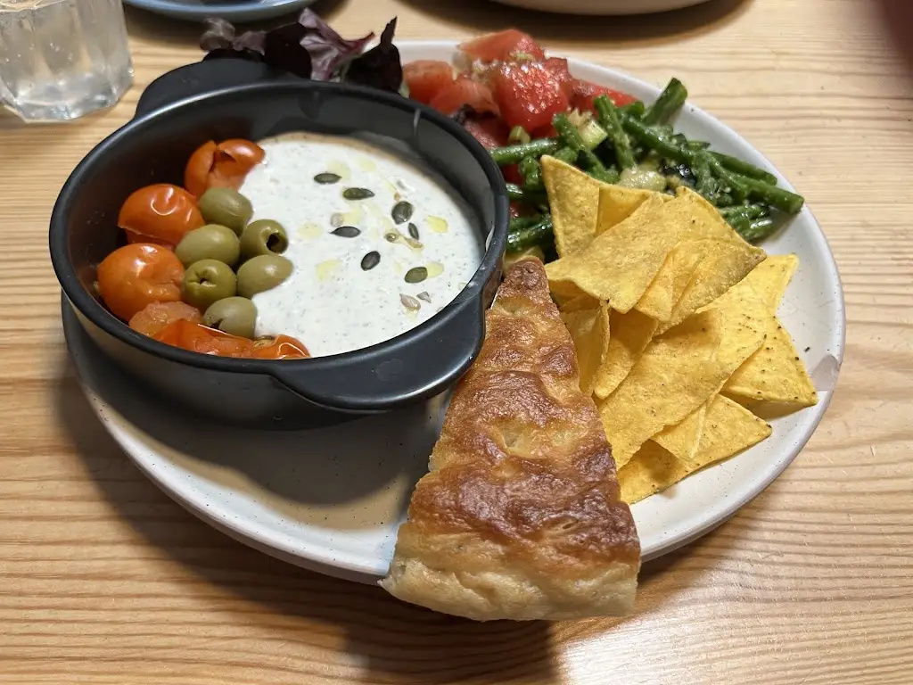 A T_Feast Cafe_Kirkcudbright_review